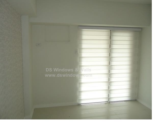 white-pleated-style-combi-blinds