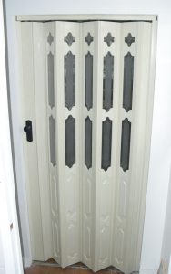 Accordion door, french type, half glass-bevel, half embossed, type B