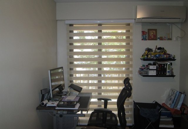 Combination Blinds in Balcony Sliding Glass Door