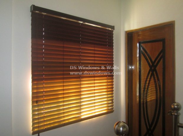 Combining Different Colors for Wood Blinds