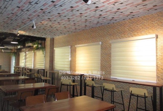 Duo shade blinds for restaurants